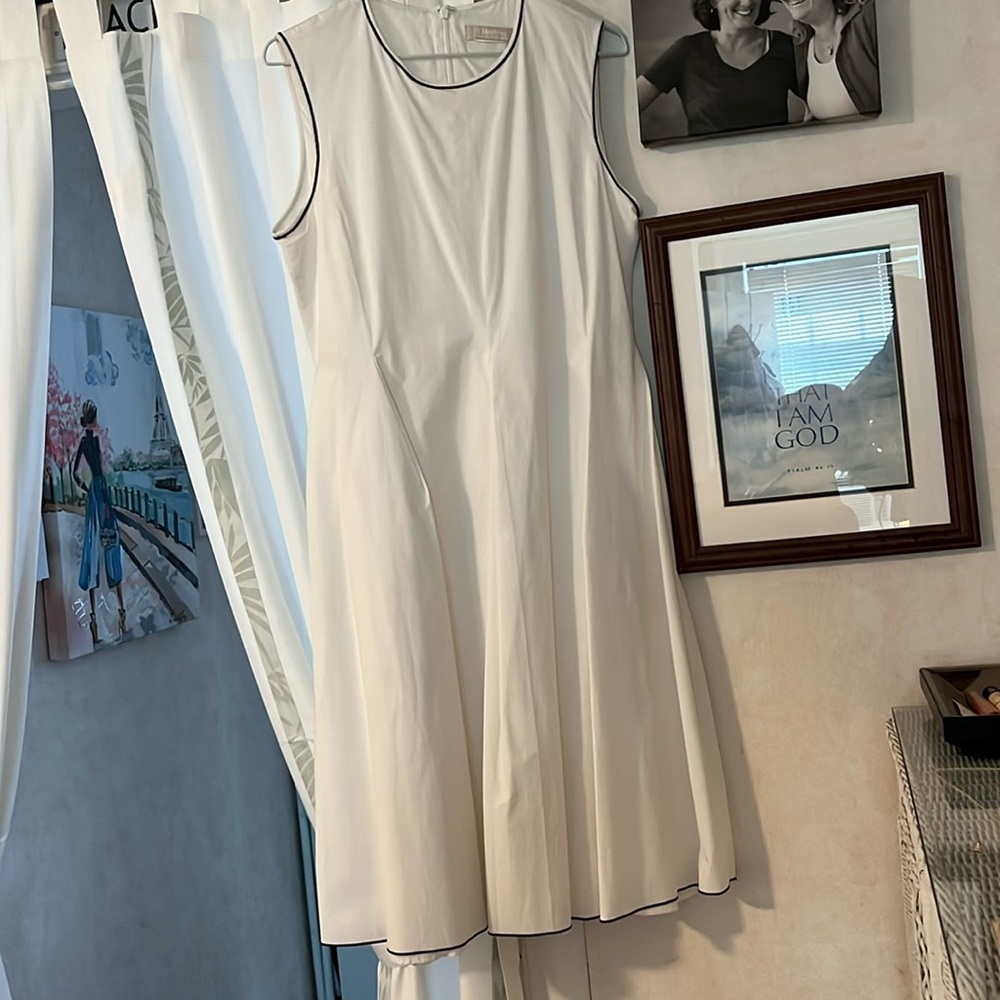 ‘S Max Mara white poplin dress with navy trim size M